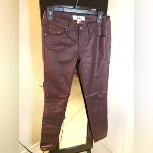 Women’s Lola: Burgundy-Colored Vegan Skinny Pants (Size 1)